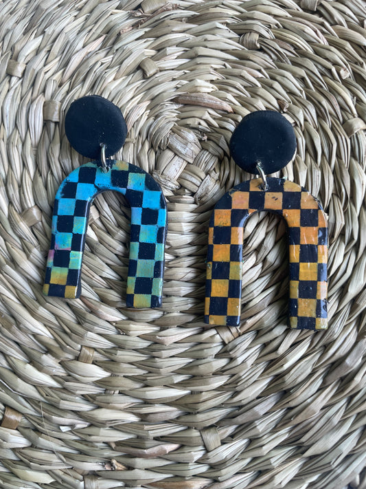 Black Rainbow Checkered Arch