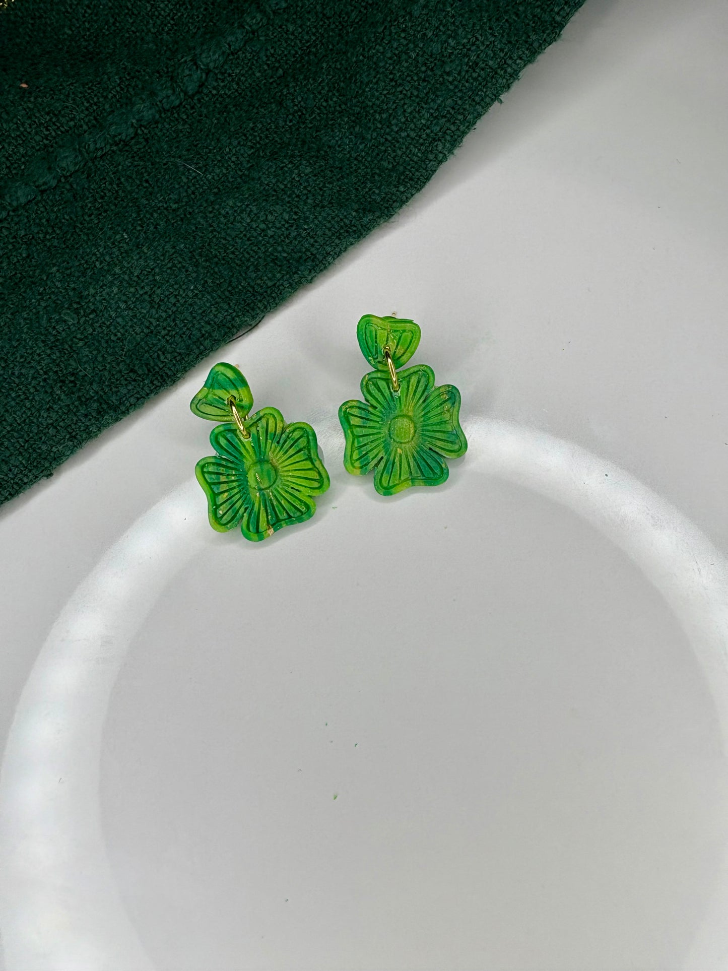 Clover Imprint Dangle